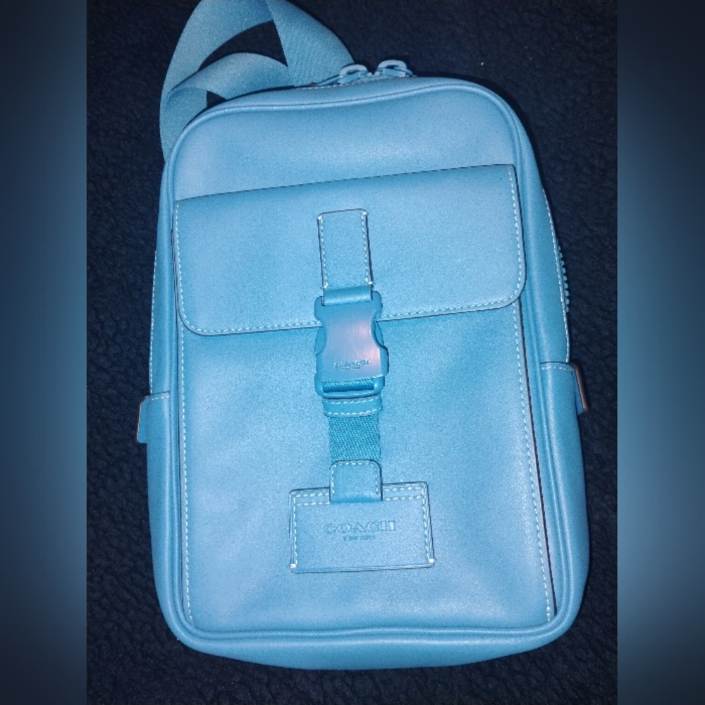 Coach Sling Crossbody Bag - Picture 7 of 7